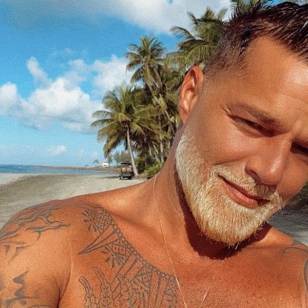 PopUps: Ricky Martin Continues to Rock Bleach Blond Beard