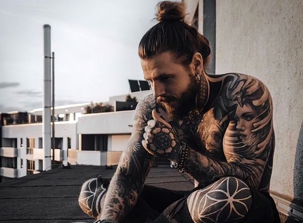 After Dropping Half his Body Weight, Model Kevin Creekman Found Confidence through Covering Self in Ink