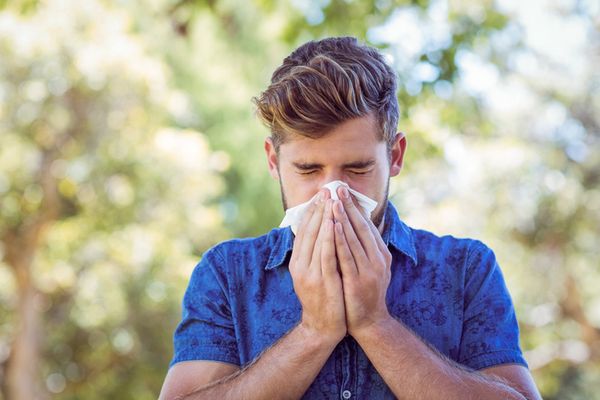 Are Allergies Making Your FOMO Worse? Survey Says Yes
