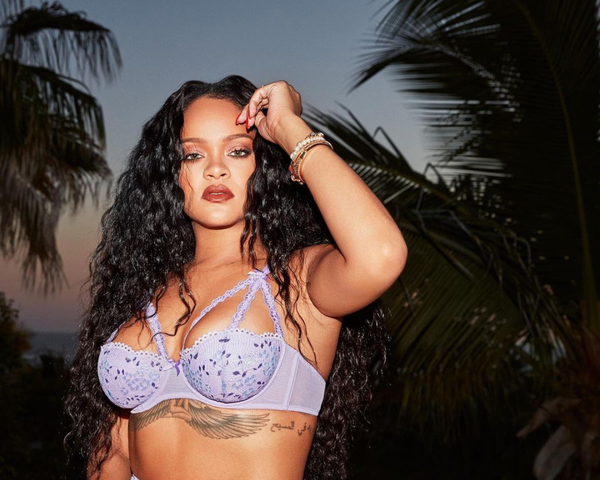 Is Rihanna Singlehandedly Reviving Distressed Denim?