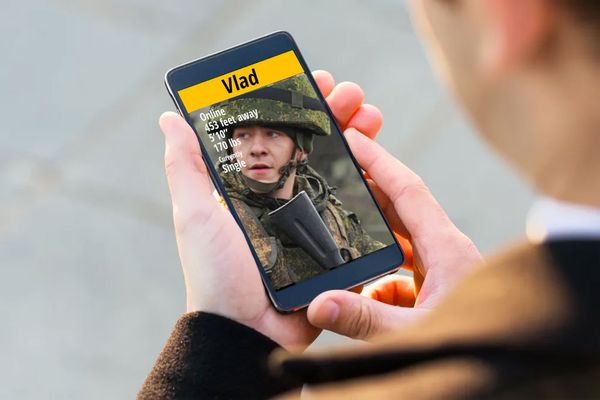 British Intelligence Uses Grindr to Track Russian Soldiers