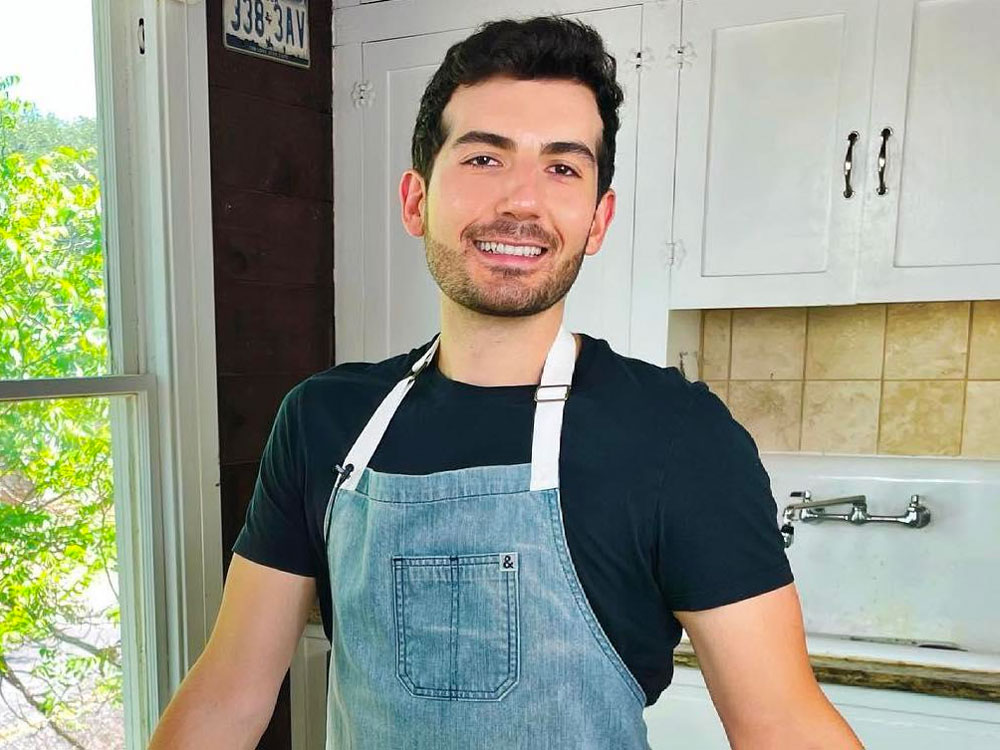 2022 Rewind: Watch: Gay Chef 'Shocked' at Similarities Between His ...