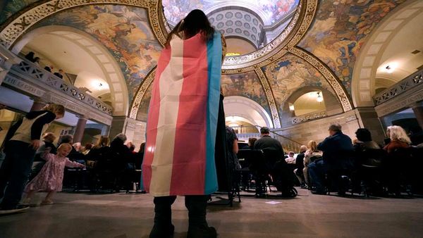 Missouri Clinics Halt Transgender Care for Minors in Wake of New State Law 