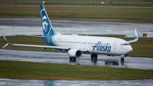 Alaska Airlines Again Grounds All Boeing 737 Max 9 Jetliners as More Maintenance May be Needed 