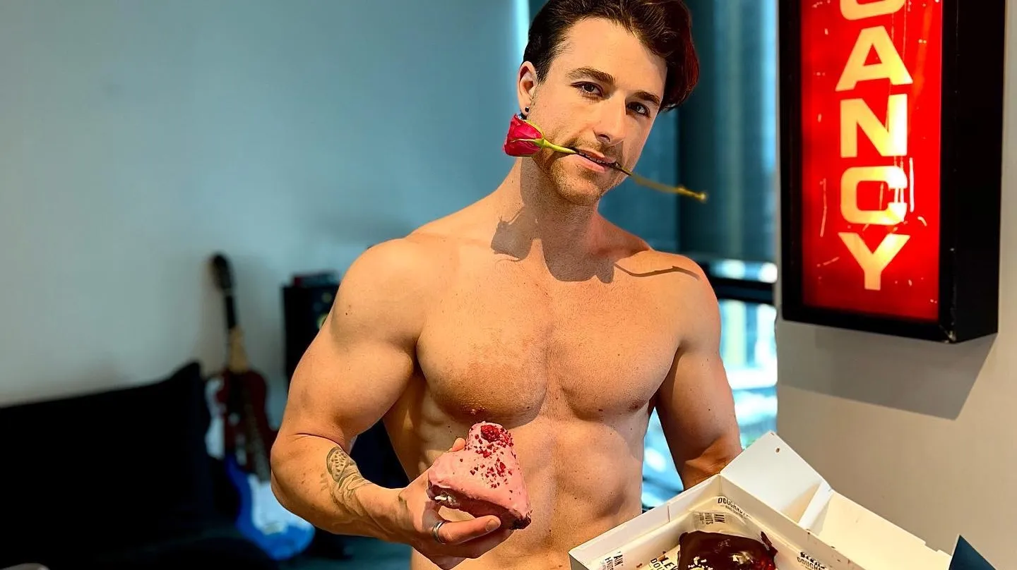 9 Reasons Why Donut Daddy is the Internet's Guilty Pleasure EDGE