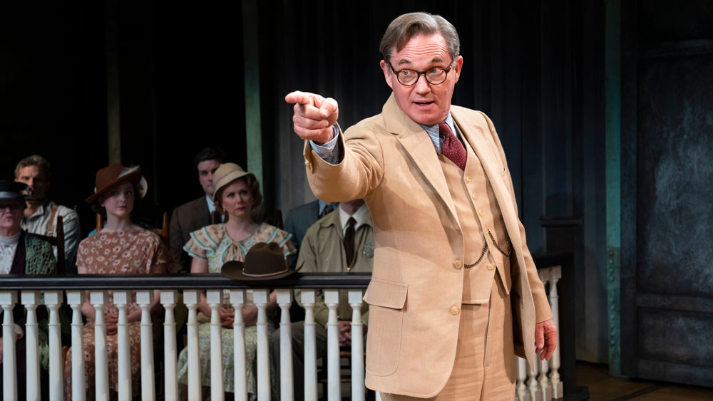Review: Riveting 'To Kill a Mockingbird' Is a Must-See