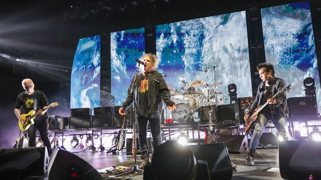 Listen The Cure Announces a New Album and Releases its First New Song