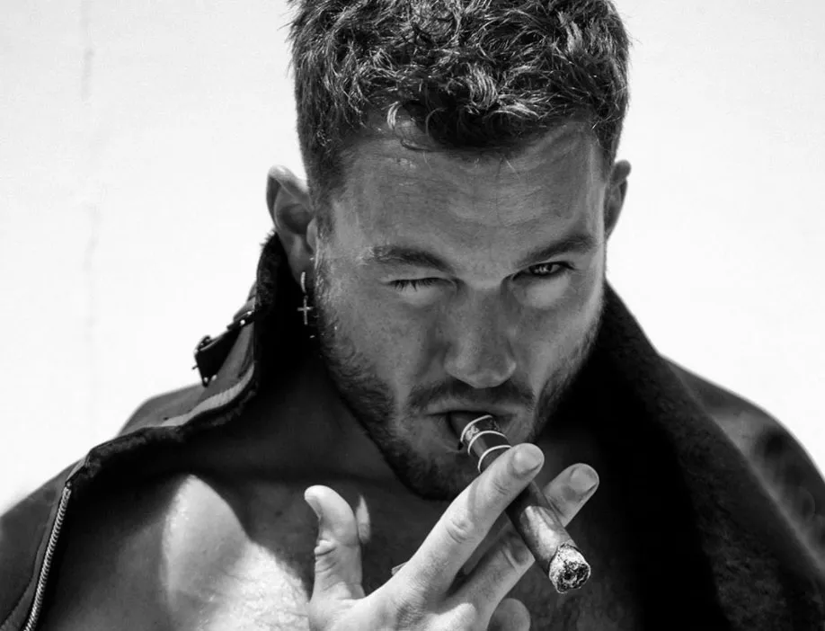 Nearly Naked Colton Underwood Sends Out Serious Daddy Vibes with Steamy