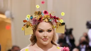 Nikkie de Jager: Shattering Beauty Norms and Elevating Queer Representation on Social Media