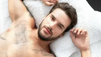 Model Samuel Hodecker’s Low-Key Vibe Is Bringing High Heat