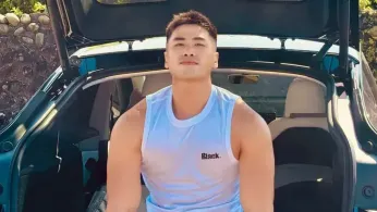 Nic Su is Tanned, Toned, and Totally in Love