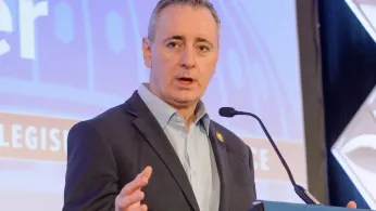 Left and Right Are Joining Forces to Ban Lawmakers From Trading Stock