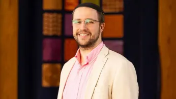 Yeshivat Chovevei Torah Ordains First Out Gay Rabbi in Historic Milestone for Queer Inclusion