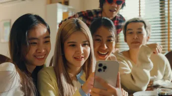 Virtual Rainbow Alley: Pride Vent Room Connects Queer Youth Nationwide