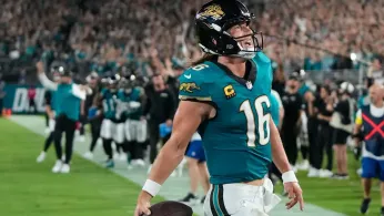 Trevor Lawrence's Wild Run Lifts the Jaguars to a 31-28 Win Over Patrick Mahomes and the Chiefs